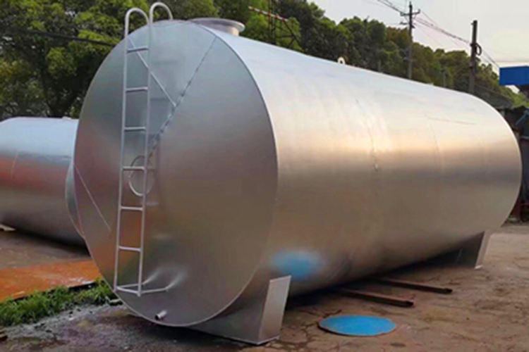 重慶大木10萬立方米標準油罐工程圖片展示